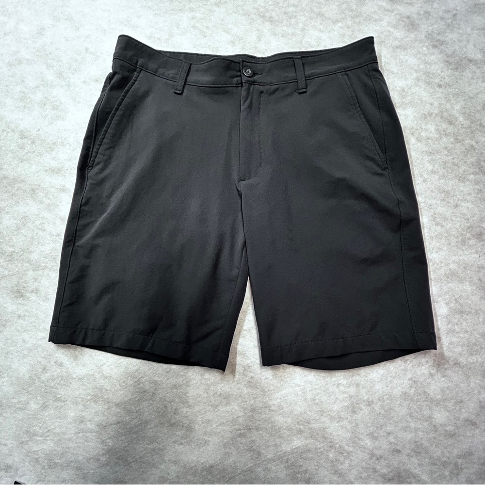 Under Armour Men's Black Flat Front Shorts